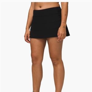 Lululemon pace rival skirt - size 8